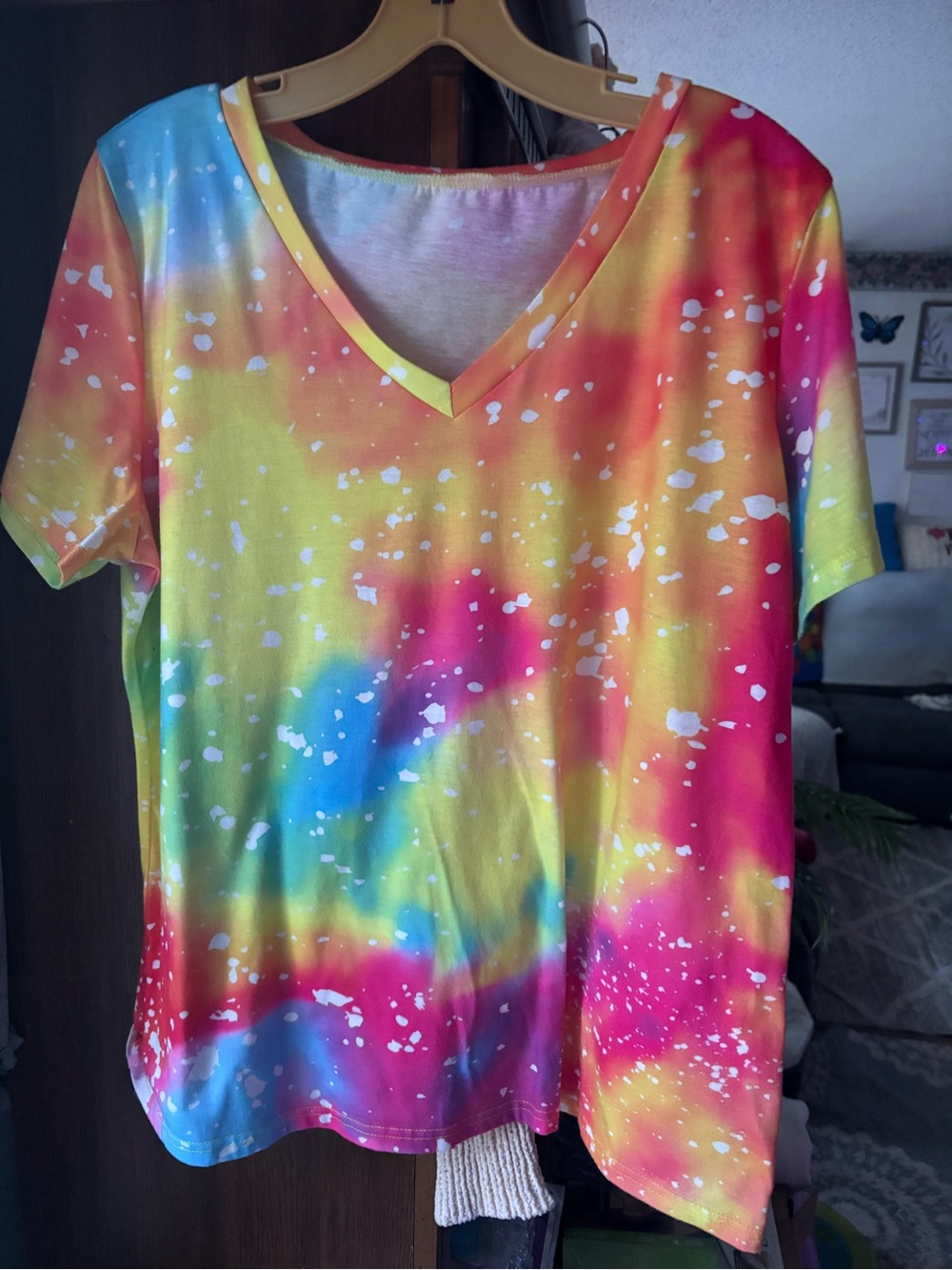 Women's Rainbow Tie-Dye V-Neck Short Sleeve Tee